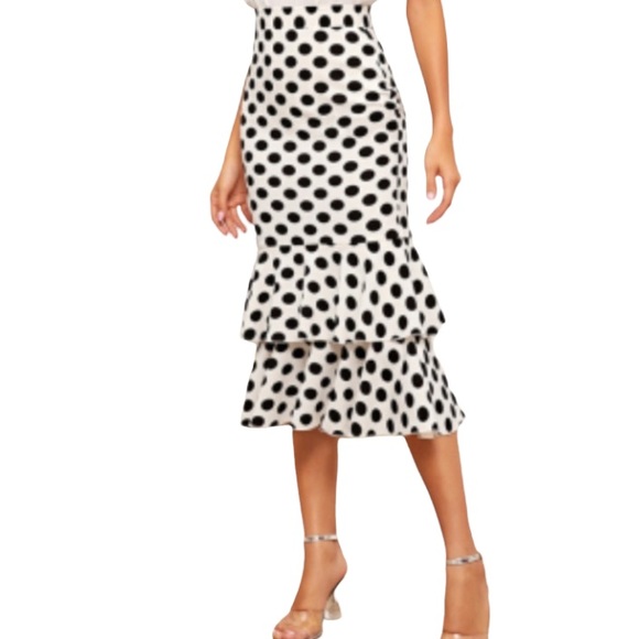 SHEIN Dresses & Skirts - Polka Dot Trumpet Midi Skirt